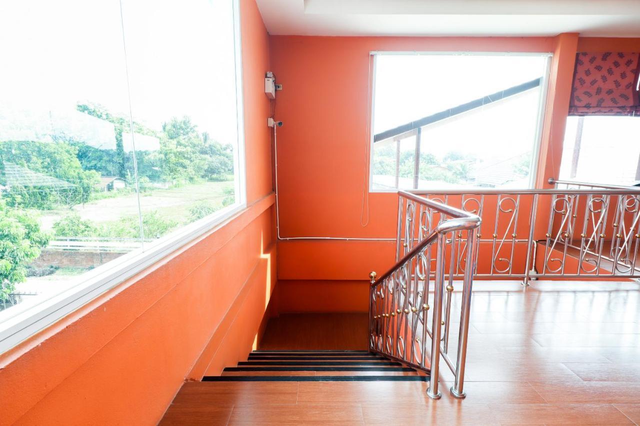 Oyo 359 Golden Nakara Place Chiang Saen Ngoại thất bức ảnh